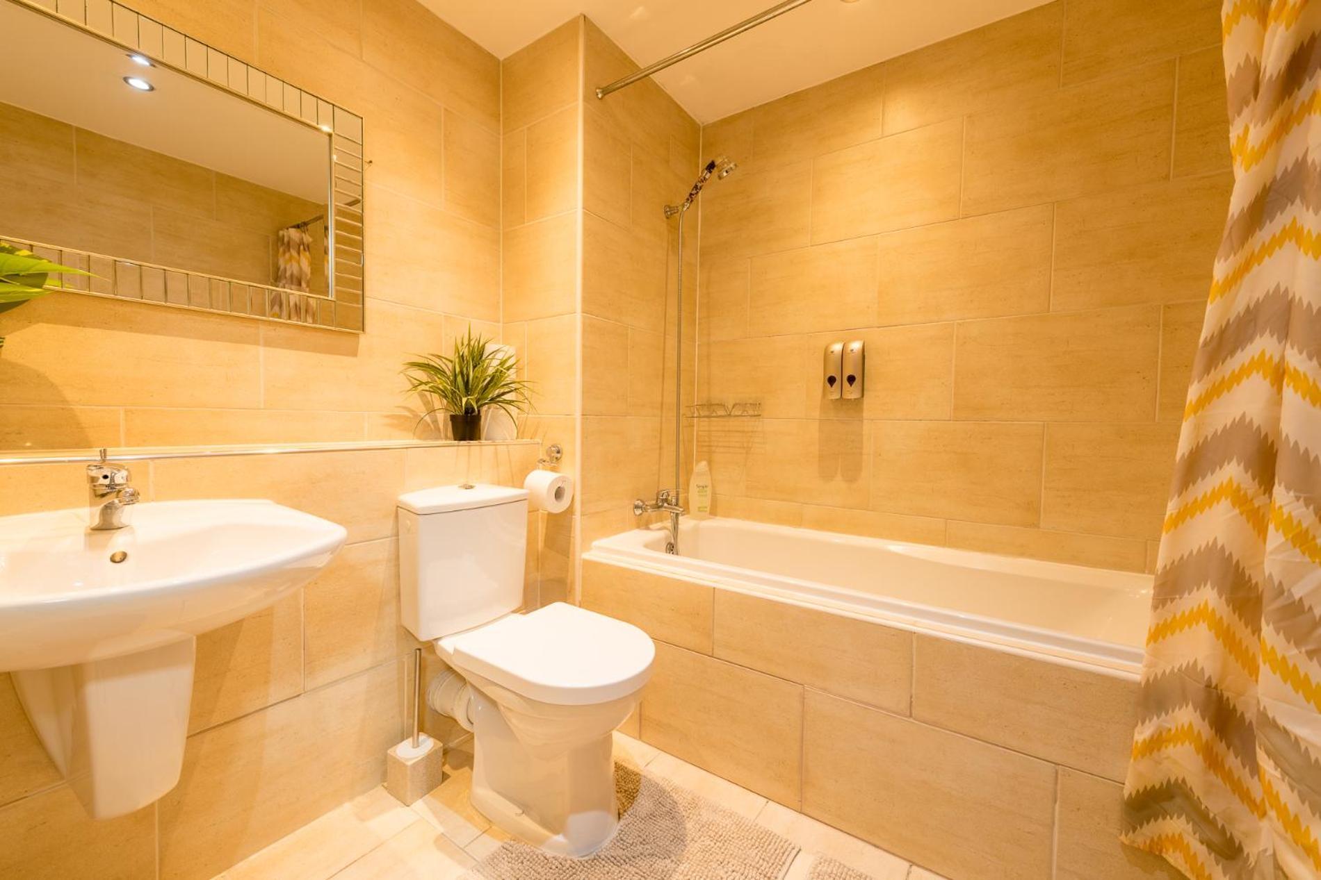 Sidemersey Livings- Convenient And Central 2-Bedroom Haven In L1 Liverpool Eksteriør billede