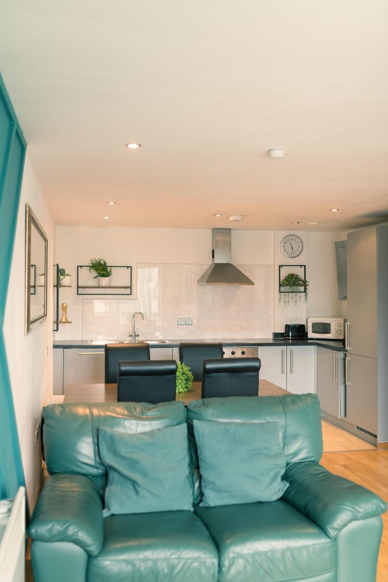 Sidemersey Livings- Convenient And Central 2-Bedroom Haven In L1 Liverpool Eksteriør billede